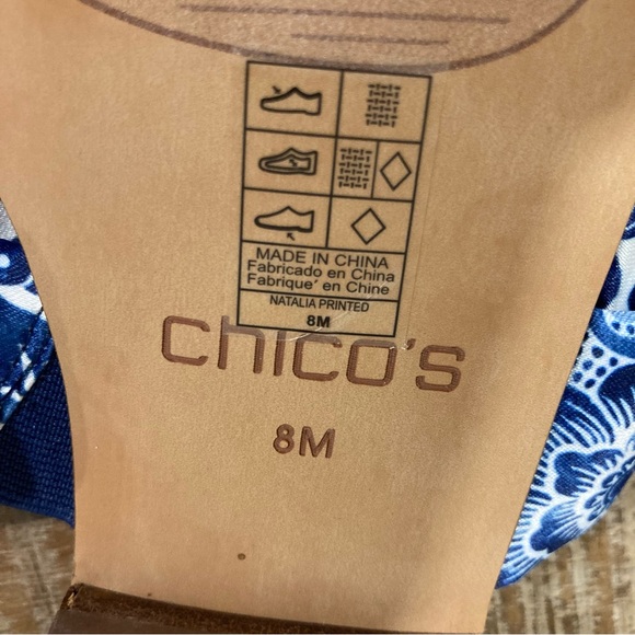 Chico's Blue Floral Thong Sandals Classic Navy/White Natalia Printed 8 NWOB - Picture 12 of 14